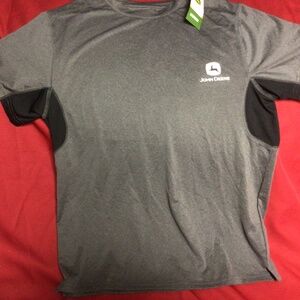 NWT JOHN DEERE tshirt